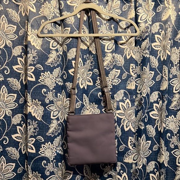 Vintage Cole Hann dark gray canvas shows her bag looks new zips shot adjustable - Picture 4 of 6